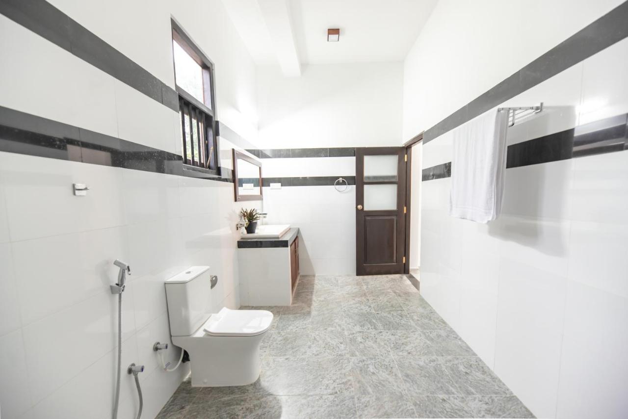 Hotel Calm Haven Unawatuna Talpe Bagian luar foto